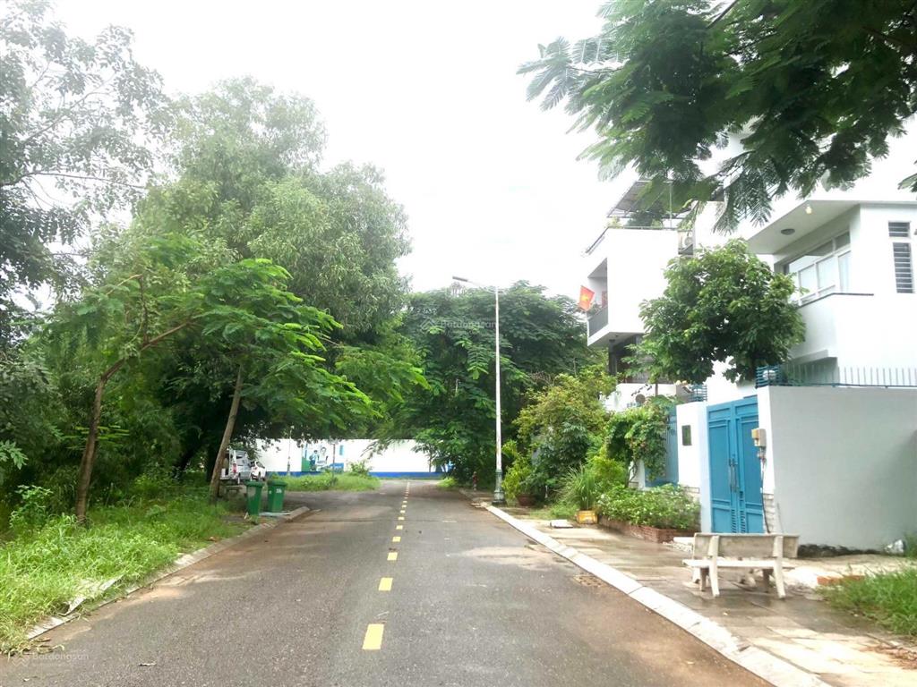 Bán lô biệt thự khu dự án villa thủ thiêm 8x20m, đối diện công viên xanh mát mà giá rẻ chỉ 150tr/m2