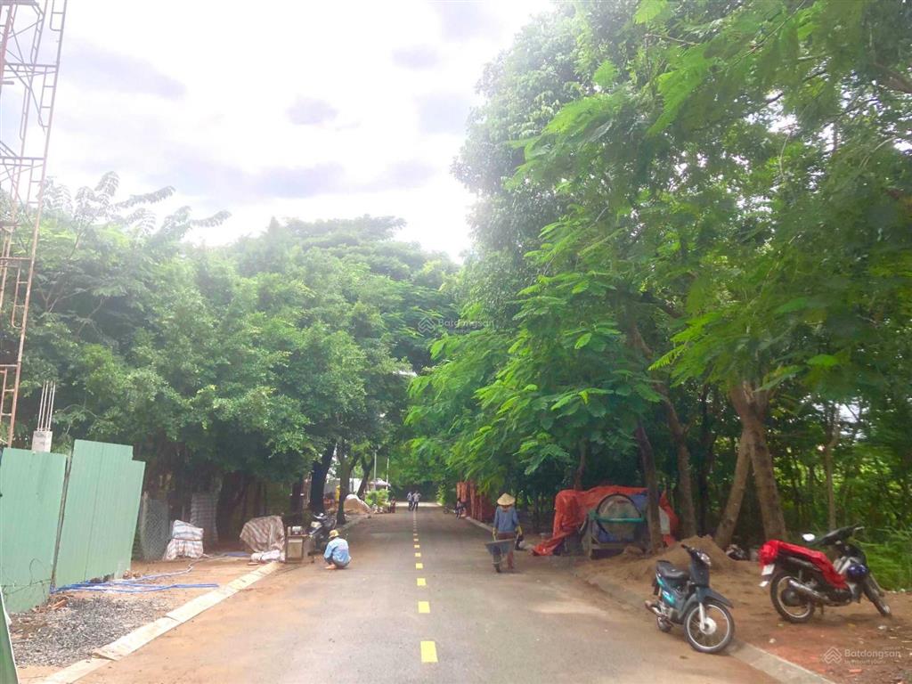 Bán lô biệt thự khu dự án villa thủ thiêm 8x20m, đối diện công viên xanh mát mà giá rẻ chỉ 150tr/m2