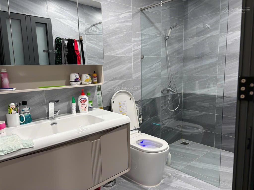 Nhà phố 5,7x17,5m khu da số 1 thạnh mỹ lợi có thang máy, gara ô tô, nội thất đầy đủ, giá 19,5 tỷ