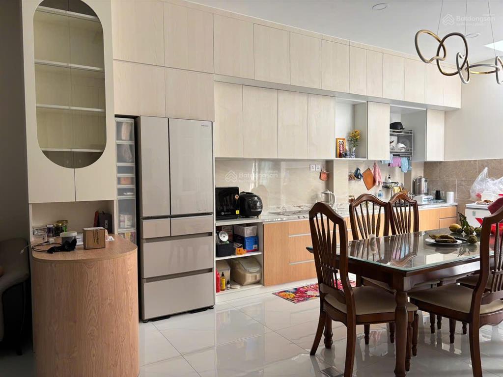 Nhà phố 5,7x17,5m khu da số 1 thạnh mỹ lợi có thang máy, gara ô tô, nội thất đầy đủ, giá 19,5 tỷ