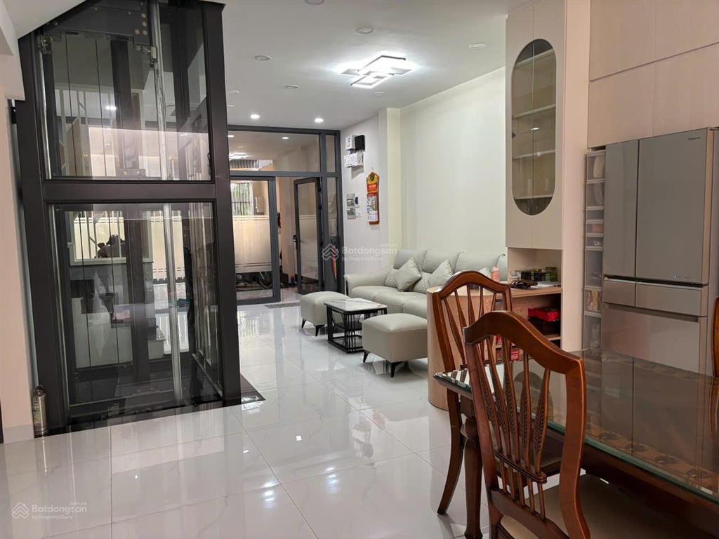 Nhà phố 5,7x17,5m khu da số 1 thạnh mỹ lợi có thang máy, gara ô tô, nội thất đầy đủ, giá 19,5 tỷ