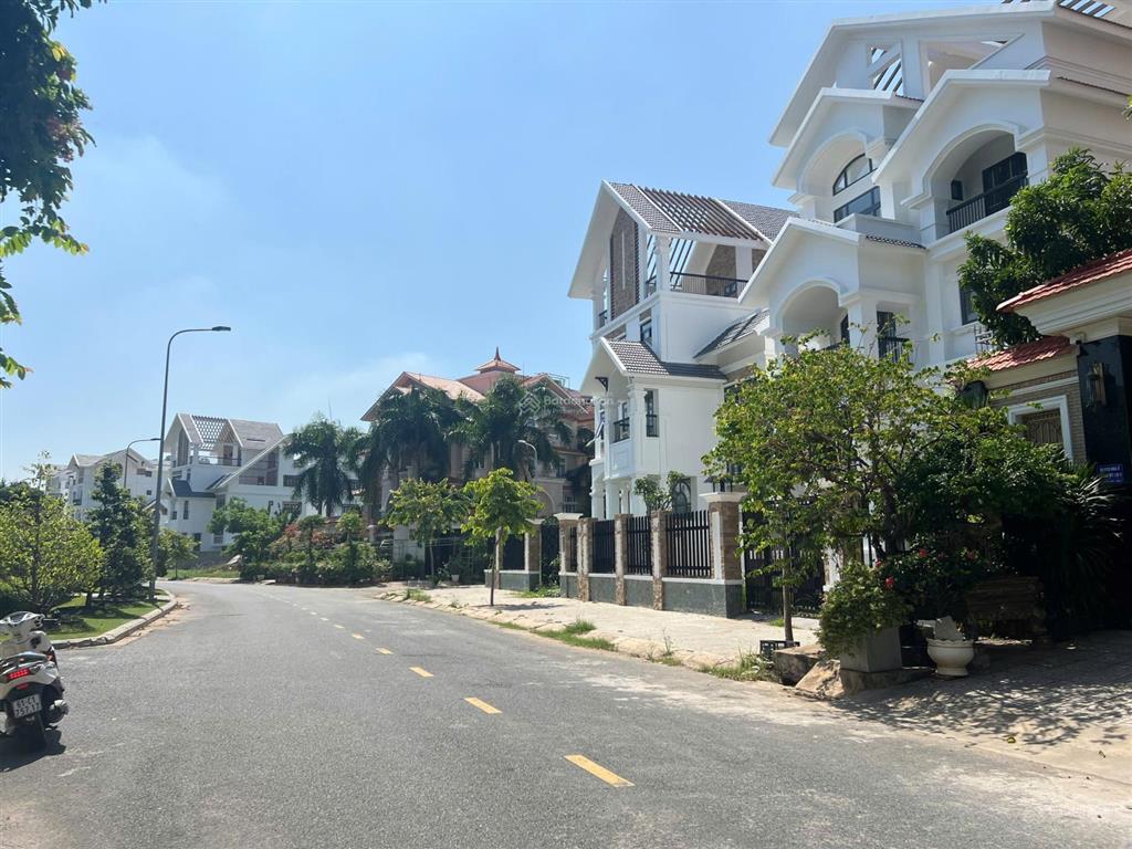 Bán gấp lô đất biệt thự góc 2 mặt tiền khu thạnh mỹ lợi giá 150tr/m2, 397,5m2 gần sông sài gòn