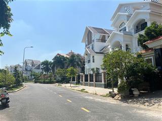 Bán gấp lô góc 2 mặt tiền đất dự án phú nhuận giá 150tr/m2, 397,5m2 gần sông sài gòn