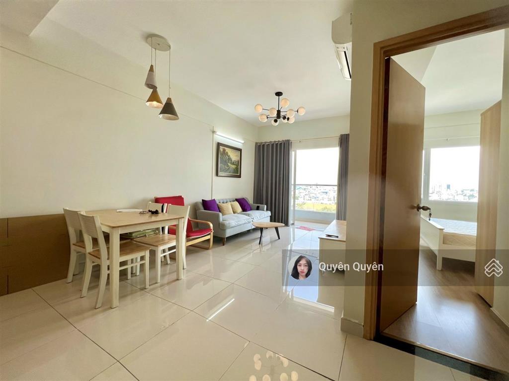 Charmington  bán 1 phòng ngủ 2ty700 bao hết, tặng full nội thất , duy nhất 1 căn