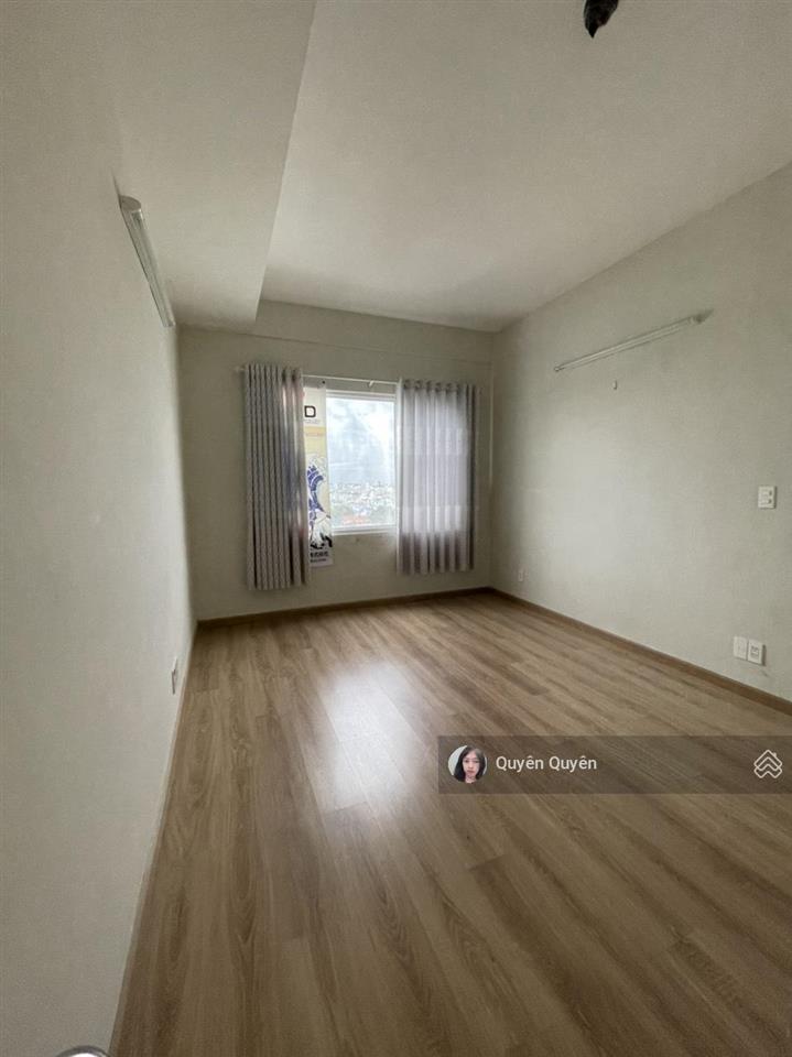 Charmington  bán 1 phòng ngủ 2tỷ700 bao hết, dt 51m2 full nội thất, duy nhất 1 căn quận 10