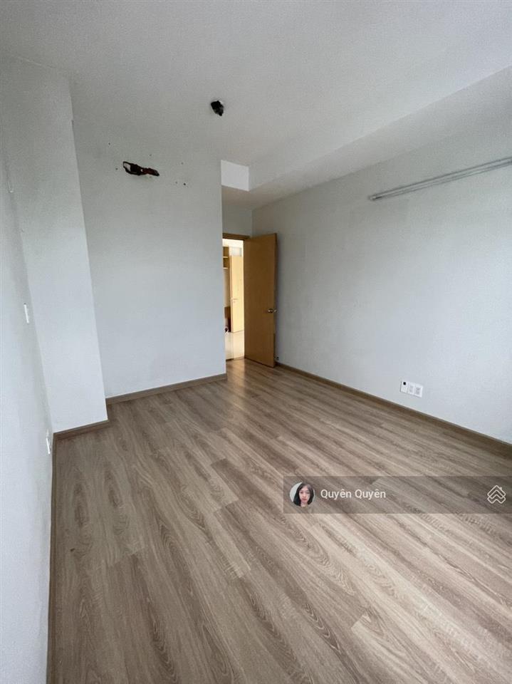 Charmington  bán 1 phòng ngủ 2tỷ700 bao hết, dt 51m2 full nội thất, duy nhất 1 căn quận 10