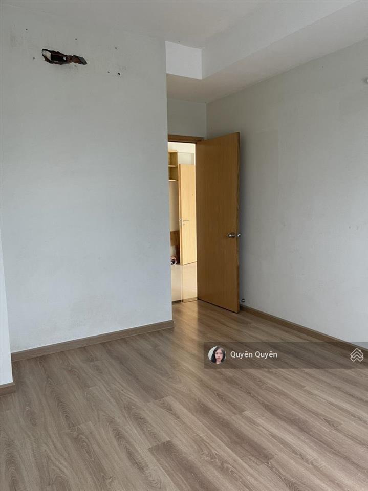 Charmington  bán 1 phòng ngủ 2tỷ700 bao hết, dt 51m2 full nội thất, duy nhất 1 căn quận 10