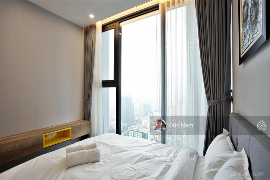 Bán chcc lancaster 20 núi trúc, ba đình, 130m2, 3pn, đồ gắn tường, giá thỏa thuận.  0983 951 ***