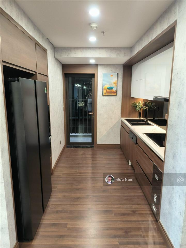 Chính chủ nhờ cho thuê chcc green diamond  93 láng hạ, đống đa, 86m2 2pn, đồ cơ bản, giá chỉ 21tr
