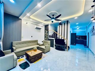 Nhà mới hẻm 1/ lê văn sỹ, phú nhuận  căn góc 2 mặt thoáng  hẻm trước nhà 4m  cách 30m ra mặt tiề