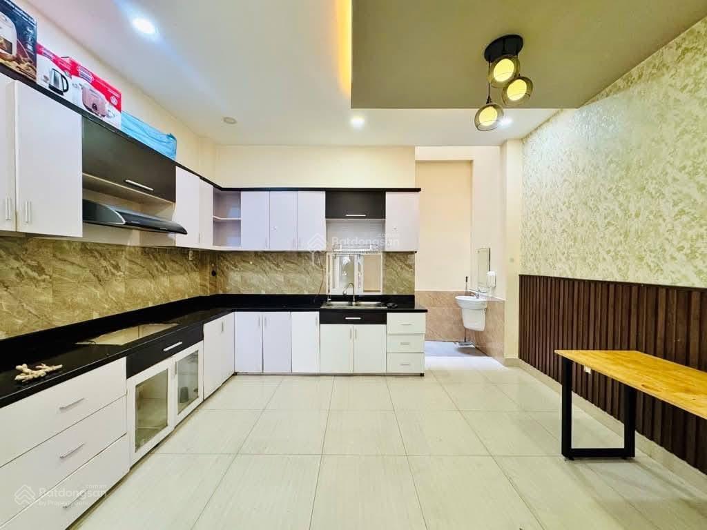 Nguyễn đình chính, phú nhuận  gần nguyễn văn trỗi  60m2  nhà 4 tầng