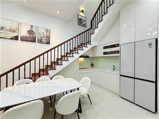 Hiếm  nhà mới thiết kế siêu sang  phan đình phùng, phú nhuận  50m2  chỉ hơn 7 t.ỷ còn tl