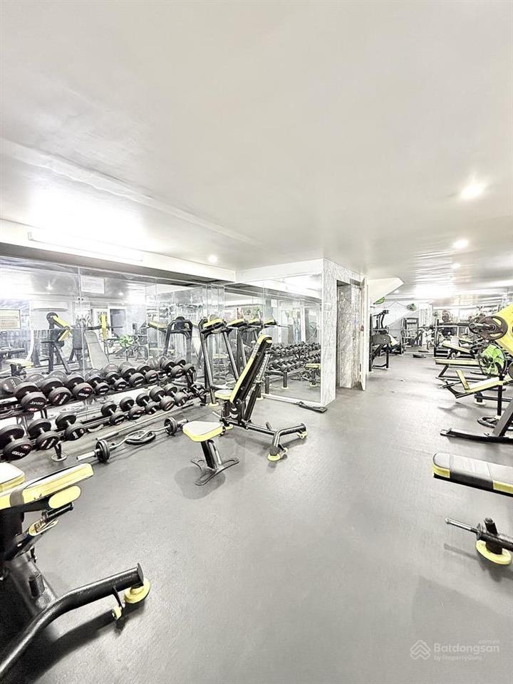 Building mặt tiền vừa ở vừa kinh doanh ngay chợ tân sơn nhất, cc hà đô  sát bên sân bay  130m2