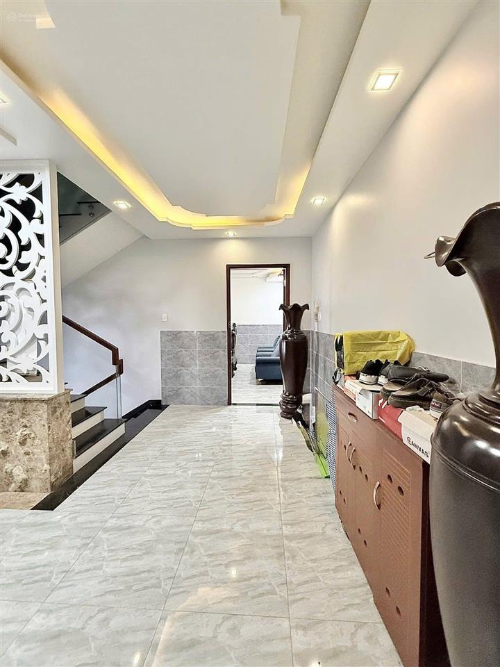 Building mặt tiền vừa ở vừa kinh doanh ngay chợ tân sơn nhất, cc hà đô  sát bên sân bay  130m2