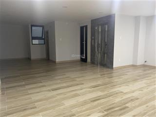 Chính chủ cho thuê nhà hẻm cụt lý chính thắng, 1 trệt 1 lửng 90m², mt 7m, kinh doanh tốt 25tr/th