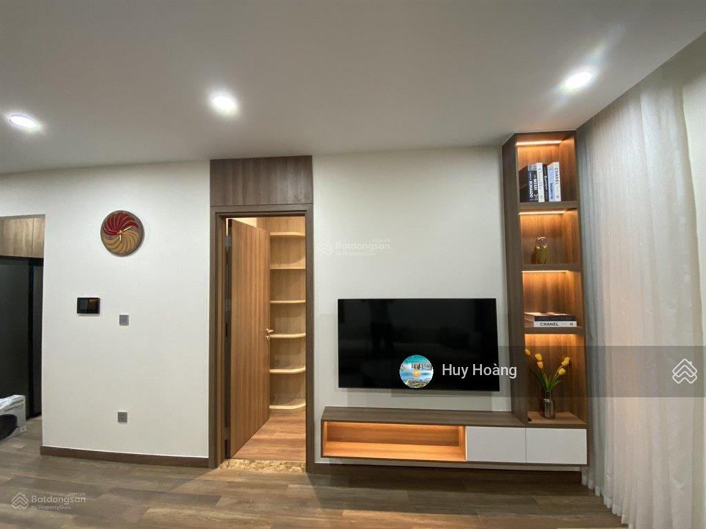 Từ cđt đặc biệt 1 căn 2pn trục số 12 dt 77,5m2 view pháo hoa full nội thất chỉ 3,x tỷ