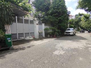 35 tỷ tl bán nhà ngang 10x20m cn 200m2  3 tầng 4pn  khu compound bình an q2  shcc