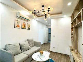 Căn 46m 2 phòng ngủ 1 nhà tắm toà hh3 linh đàm hoàng mai, nội thất full mới, tầng trung, giá 2.xtỷ