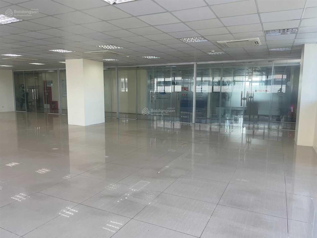 Văn phòng cho thuê 220m2. đủ điều kiện mở công ty vốn fdi