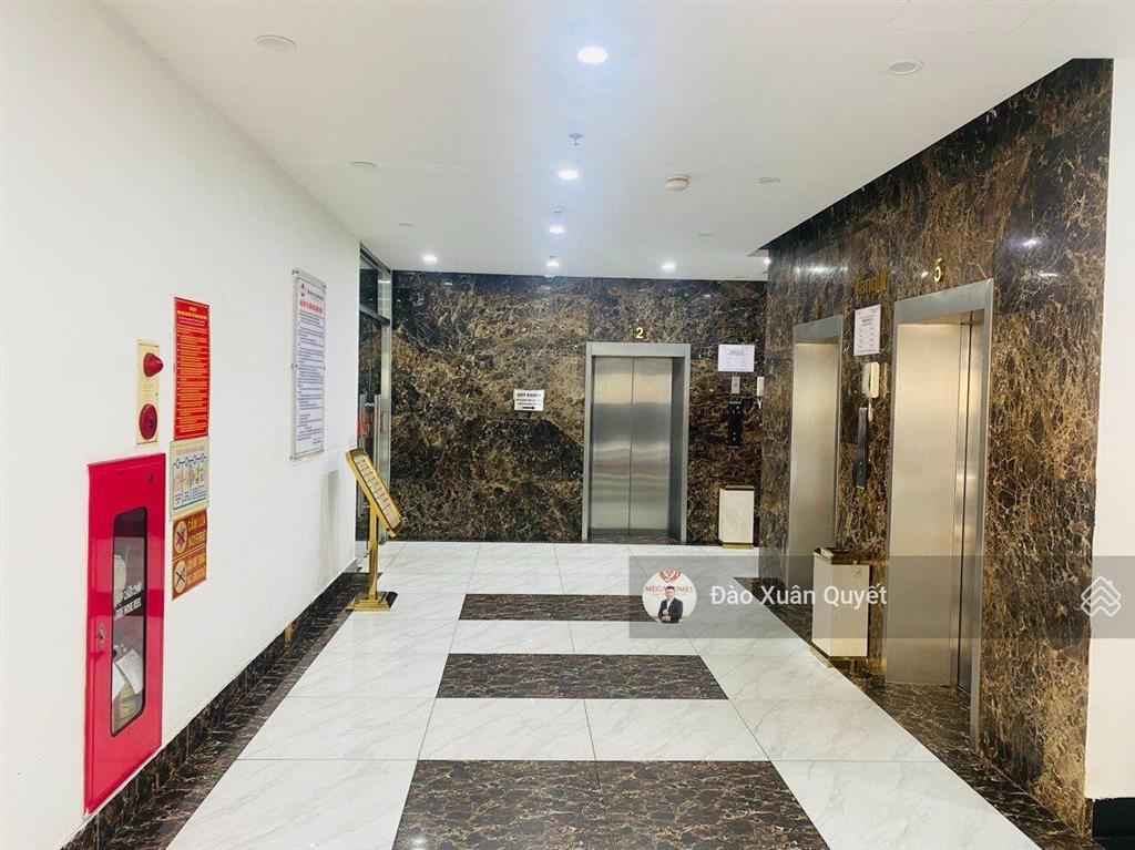 Bql cho thuê văn phòng tòa nhà trung tâm giá chỉ 216,000vnđ/m2/th. 265m2