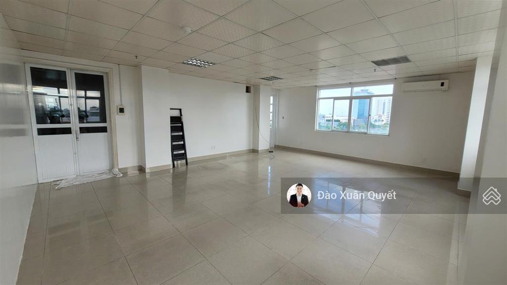 Văn phòng cho thuê 60m2  thoáng, nhiều cửa sổ tại lê hồng phong. giá 220k/m2, bao thuế, phí