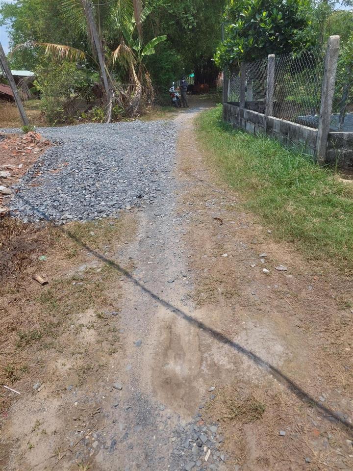 Cần bán đất thổ cư sát vin hậu nghĩa long an(tỉnh tây ninh mới) giá rẻ bất ngờ