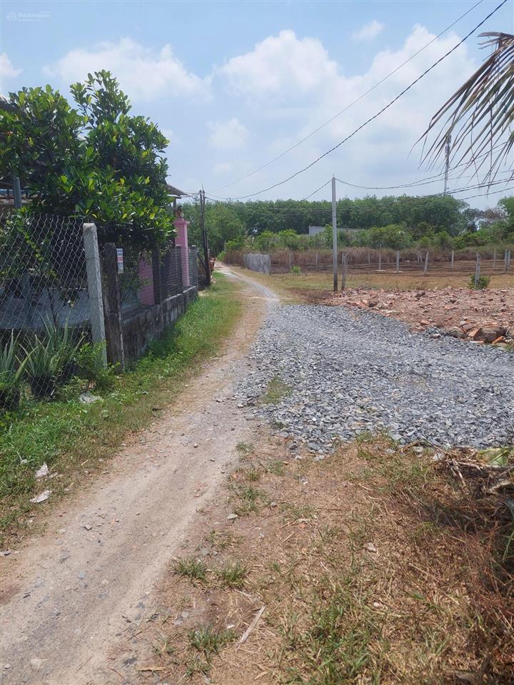 Cần bán đất thổ cư sát vin hậu nghĩa long an(tỉnh tây ninh mới) giá rẻ bất ngờ