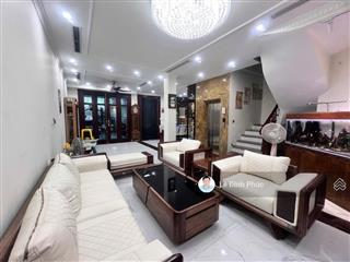 Biệt thự sân vườn, 3 mặt thoáng, 120m2x5t, thang máy xịn, full nội thất, ô tô tránh, 23.5tỷ