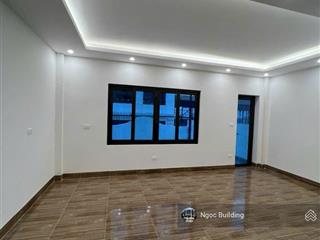 Chính chủ cần cho thuê gấp căn hộ chung cư cao cấp 17t trung hòa nhân chính, giá 16 triệu