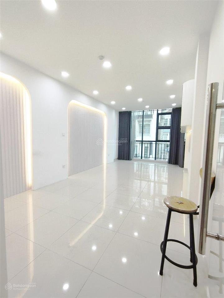 Nhà đẹp mới xây  79d bàu cát 1, q. tân bình, 5x18, 4 tầng, 320 m2 sàn