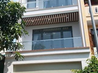 Cho thuê nhà hẻm xe hơi đường bàu cát 1 (gần đường đồng đen, khu kinh doanh sầm uất)