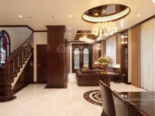 Cần tiền cắt lỗ bán gấp biệt thự 190m2. mặt tiền 11m, xây 3.5 tầng cực đẹp.  ngay sđt