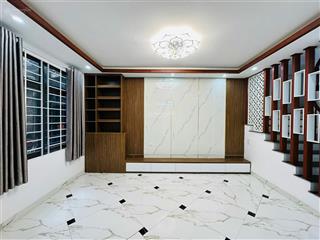 Thông phong, đống đa mới koong 56m² x 5 tầng  mt rộng 7m  lô góc siêu đẹp  gía 12.5 tỷ