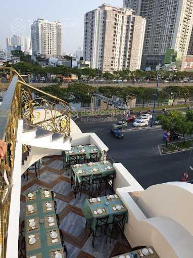 Cho thuê mặt bằng góc 2mt 456 võ văn kiệt, quận 1, dt 15x30m, 1 trệt, 1 lầu, dtsd 900m2