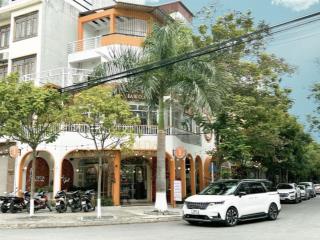 Cho thuê mặt bằng góc 2 mặt tiền phùng khắc khoan, quận 1, dt 14x30m, 1 trệt 2 lầu, dtsd 1.300m2