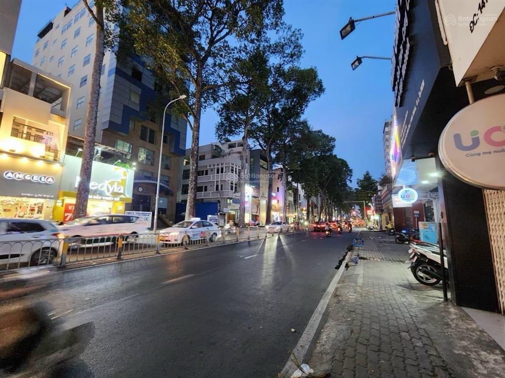 Cho thuê tòa nhà mặt tiền trần quang khải, quận 1, dt 10x25m, trệt 5 lầu thang máy, dtsd 1.750m2
