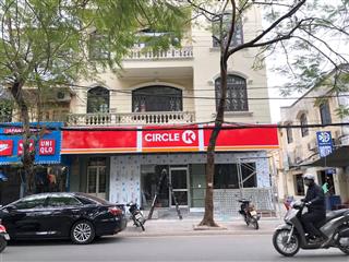 Cho thuê mặt bằng mặt tiền đinh công tráng, quận 1, dt 12x30m, 1 trệt 4 lầu, dtsd 1.800m2