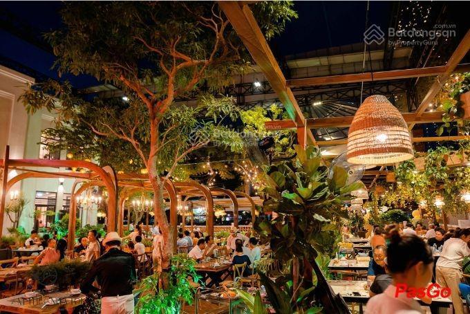 Cho thuê nhà góc 2 mặt tiền huyền trân công chúa, quận 1, dt 20x25m, 1 trệt, 1 lầu, dtsd 1.000m²