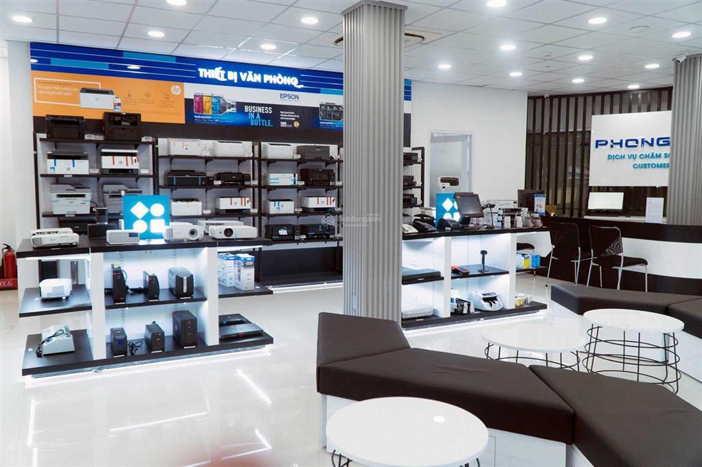 Cho thuê nhà góc 2 mặt tiền huỳnh khương ninh, quận 1, dt 15x30m, 1 trệt 1 lầu, dtsd 900m2