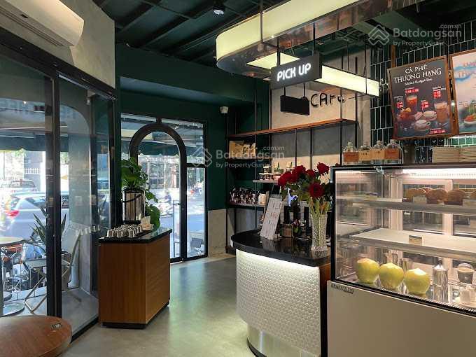 Cho thuê nhà mặt tiền số 16 phạm ngọc thạch, quận 3, dt 9,5x18m, 1 trệt, 1 lầu, dtsd 400 m²
