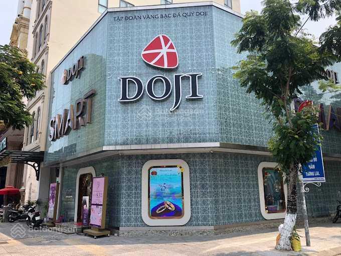 Cho thuê nhà góc 2 mặt tiền đường trần cao vân, quận 3, dt 12x25m, 1 trệt, 2 lầu, dtsd 900m2