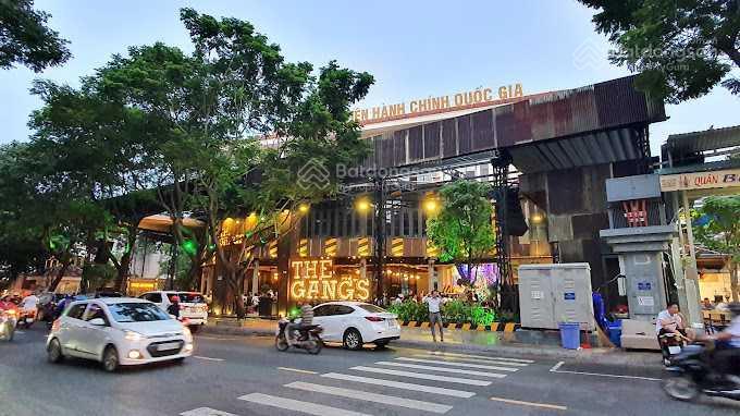 Cho thuê nhà mặt tiền trương định, quận 3, dt 30x35m, 1 trệt 1 lầu, dtsd 2.100m2