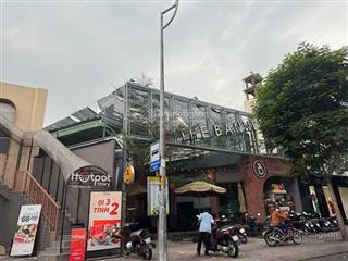 Cho thuê nhà góc 2 mt đường lê văn sỹ, quận 3, dt 15.5x25m, 1 trệt 3 lầu tm st, dtsd 1.500m2