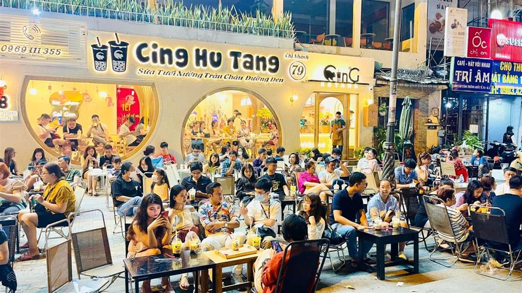 Cho thuê nhà mặt tiền số 8 công trường quốc tế, quận 3, dt 11x15m, 1 trệt, 1 lầu, dtsd 330 m2