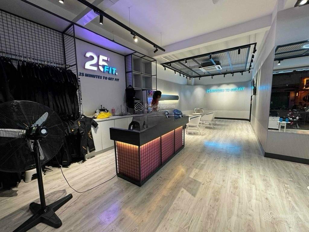 Cho thuê nhà mặt tiền nguyễn thiện thuật, quận 3, dt 20x28m, 1 trệt, 1 lầu, dtsd 1.100m2