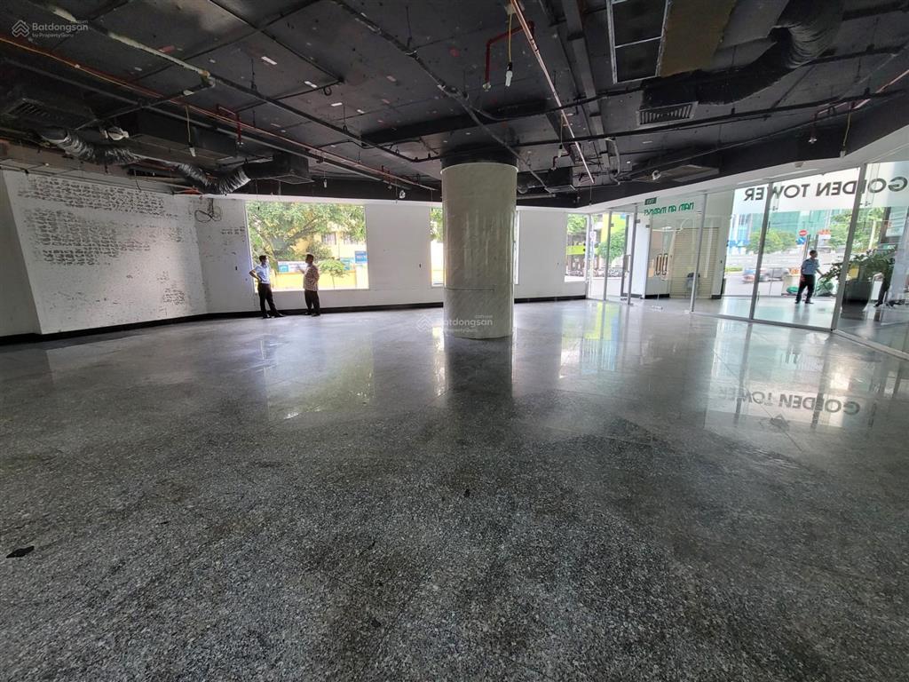 Cho thuê nhà mặt tiền đường nguyễn chí thanh, quận 10, dt 12x25m, 1 trệt 2 lầu, dtsd 900m2