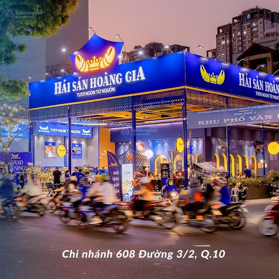 Cho thuê nhà góc 2mt đường 3/2, quận 10, dt 16.79x26.53m, 1 trệt 1 lầu, dtsd 1.000m2