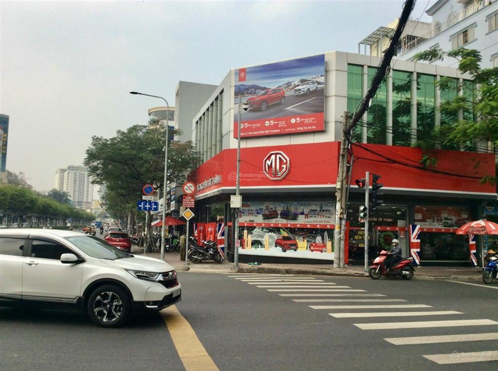 Cho thuê góc 2mt 929496 hoàng diệunguyễn tất thành, quận 4, dt 19x12m 1 trệt 1 lầu, dtsd 456m2