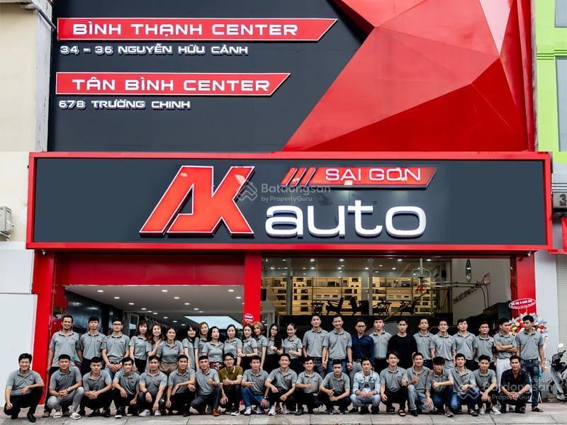 Cho thuê nhà mặt tiền nguyễn hữu cảnh, phường 22, quận bình thạnh. dt 12x30m. trệt 2 lầu