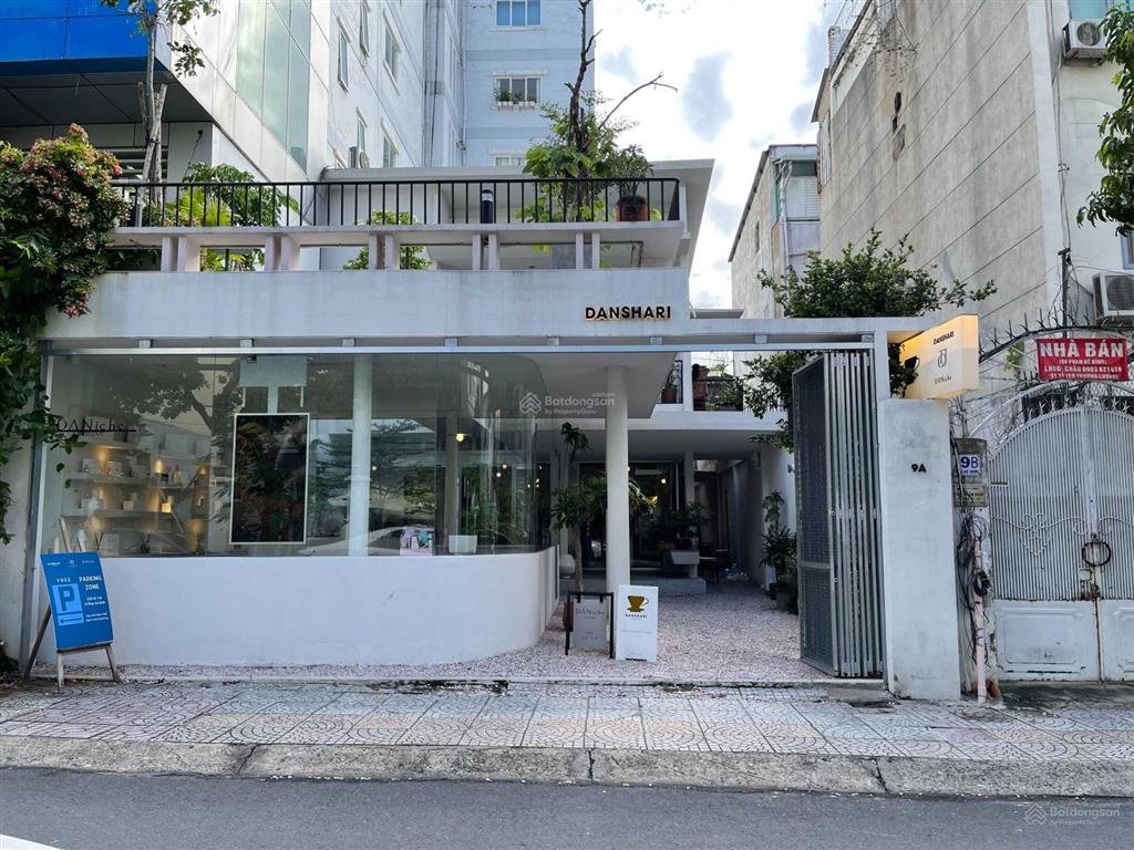 Cho thuê nhà mặt tiền lê lợi, quận 1, dt 18x26m, 1 trệt, 1 lầu, dtsd 936m2